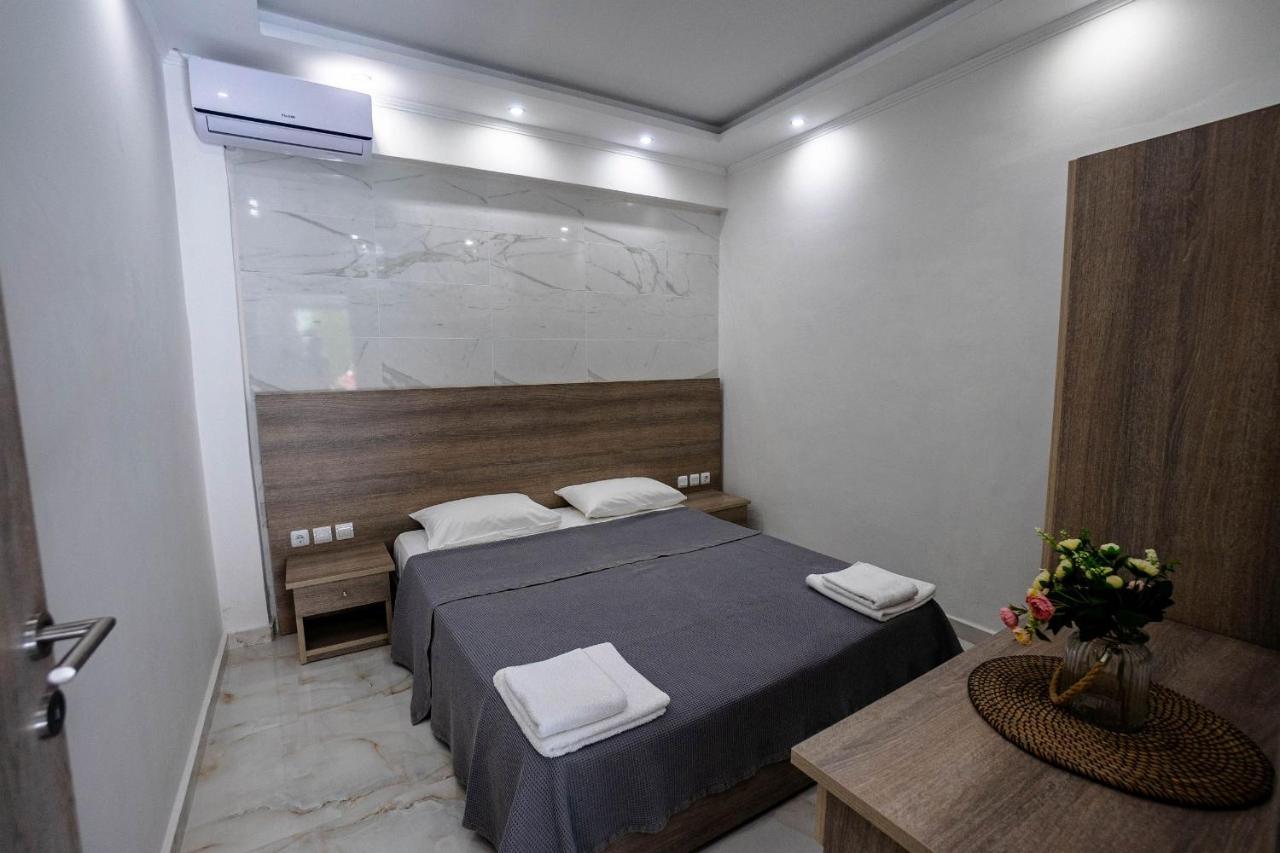 אליקס Golden Dolphin Studios & Apartments חדר תמונה